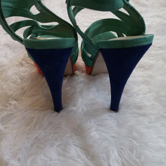 Heart in D Multi Color Platform Sandals - Picture 2 of 6